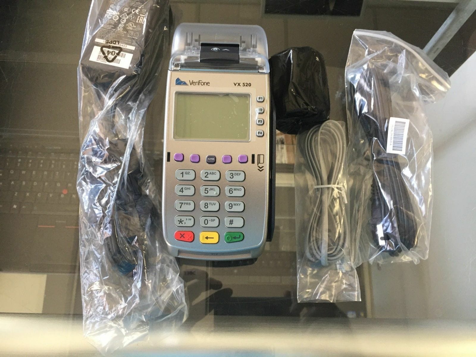 Verifone VX520 (M252-653-A3-NAA-3)(REFURBISHED)